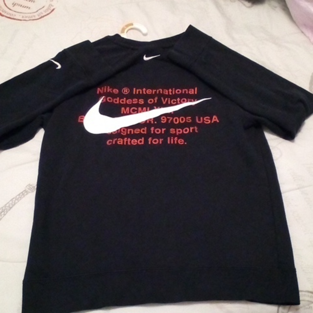 Nike sweatshirt